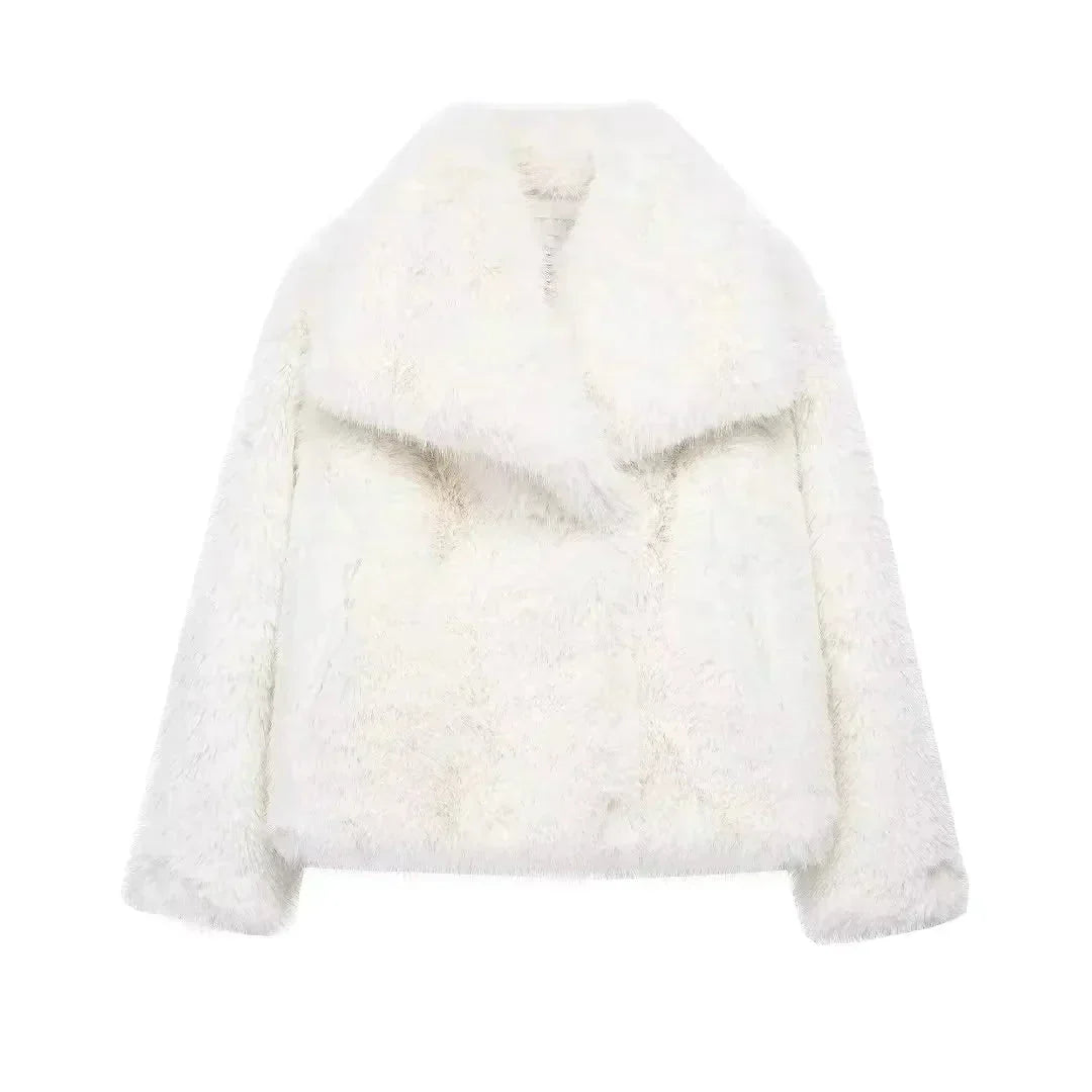 White / UK 12 (L)