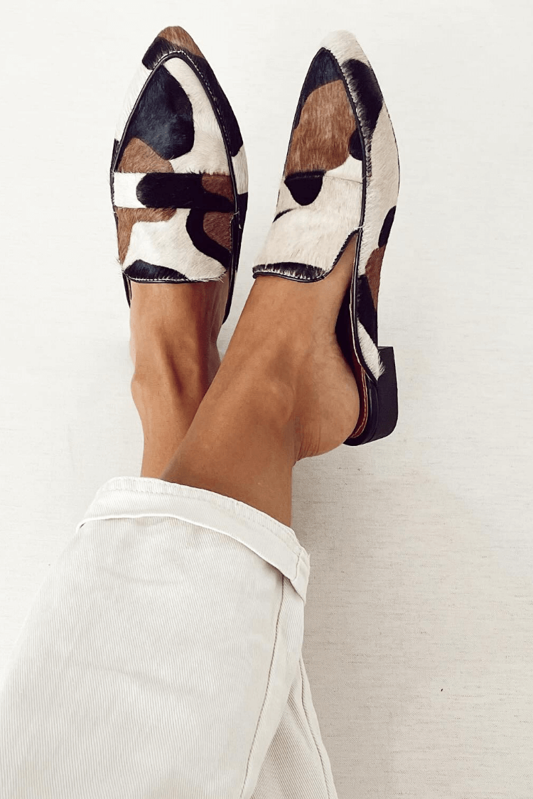 Black and White / 11 US | 42 EU
