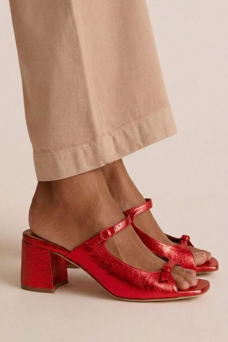 Bright Red / US 11