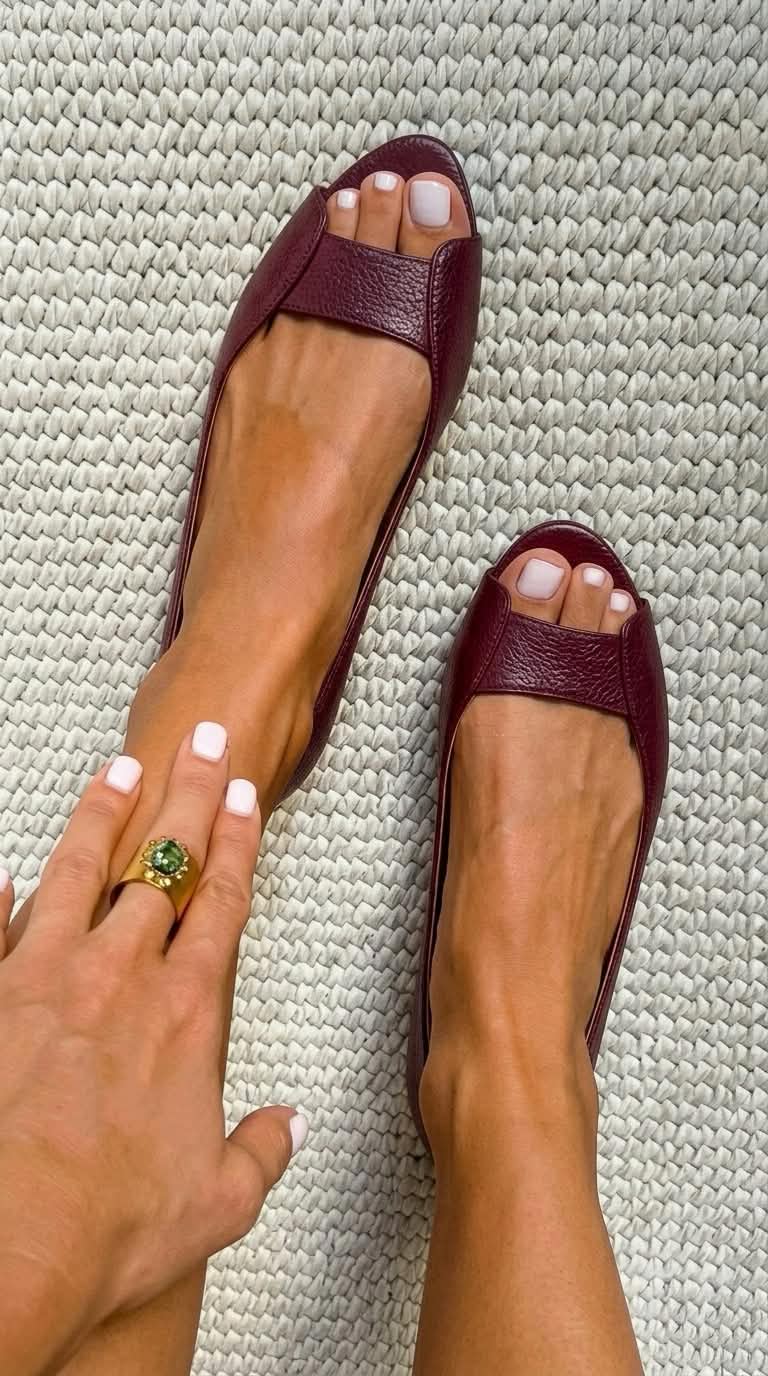 Burgundy / US 11