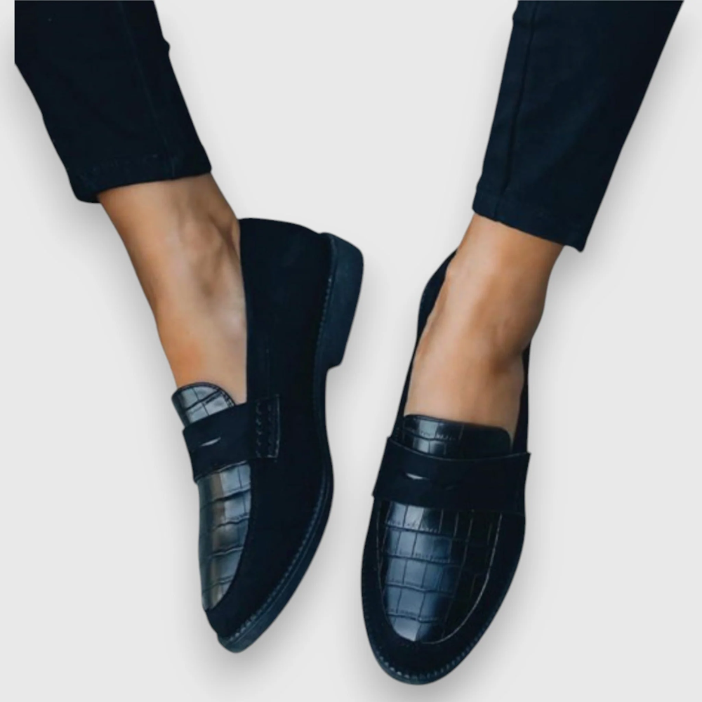 Black / 11 US | 42 EU